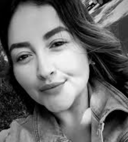 <em>Ana María P.</em>